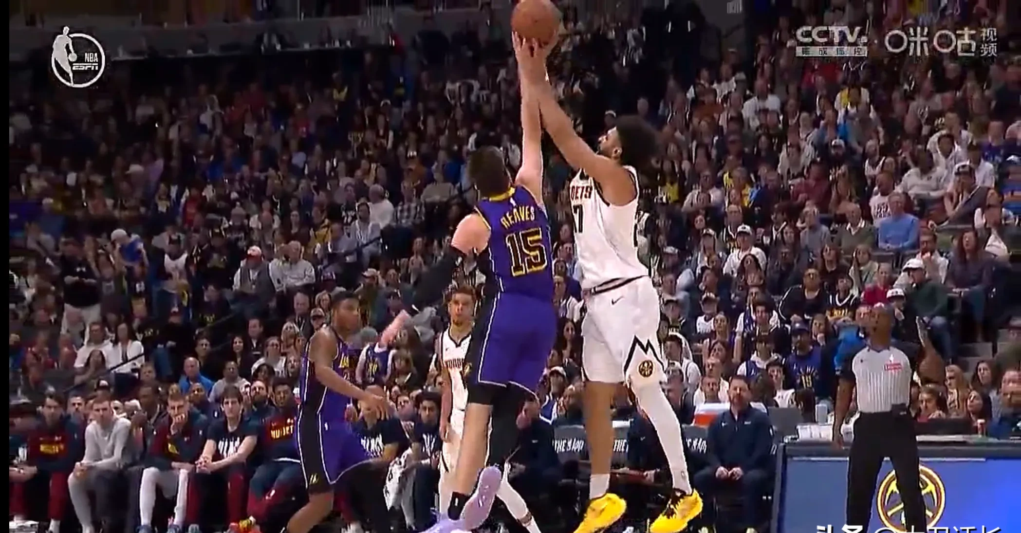 关于湖人主场不敌掘金,勒布朗再次遭遇绝杀的信息 关于湖人主场不敌掘金,勒布朗再次遭遇绝杀的信息