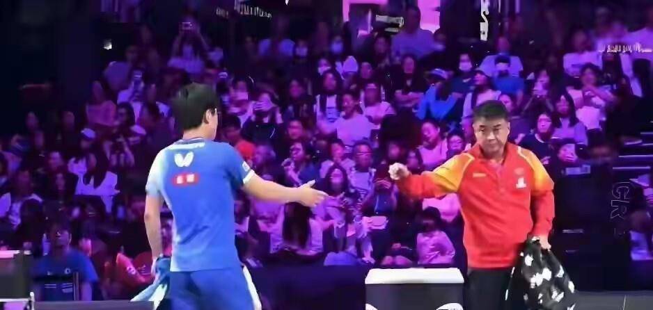 包含日本乒乓球队爆冷英国乒乓球队，王皓完成帽子戏法的词条