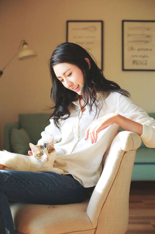 绿茵风云,伊拉克对阵爱尔兰激战正酣,维尼修斯刷新纪录闪耀足坛